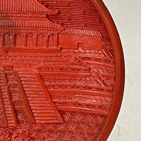 Vintage small Chinese cinnabar lacquer plate with stand. - Picture 6 of 8